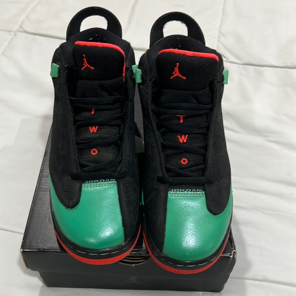 Jordan tennis shoes size 4.5y